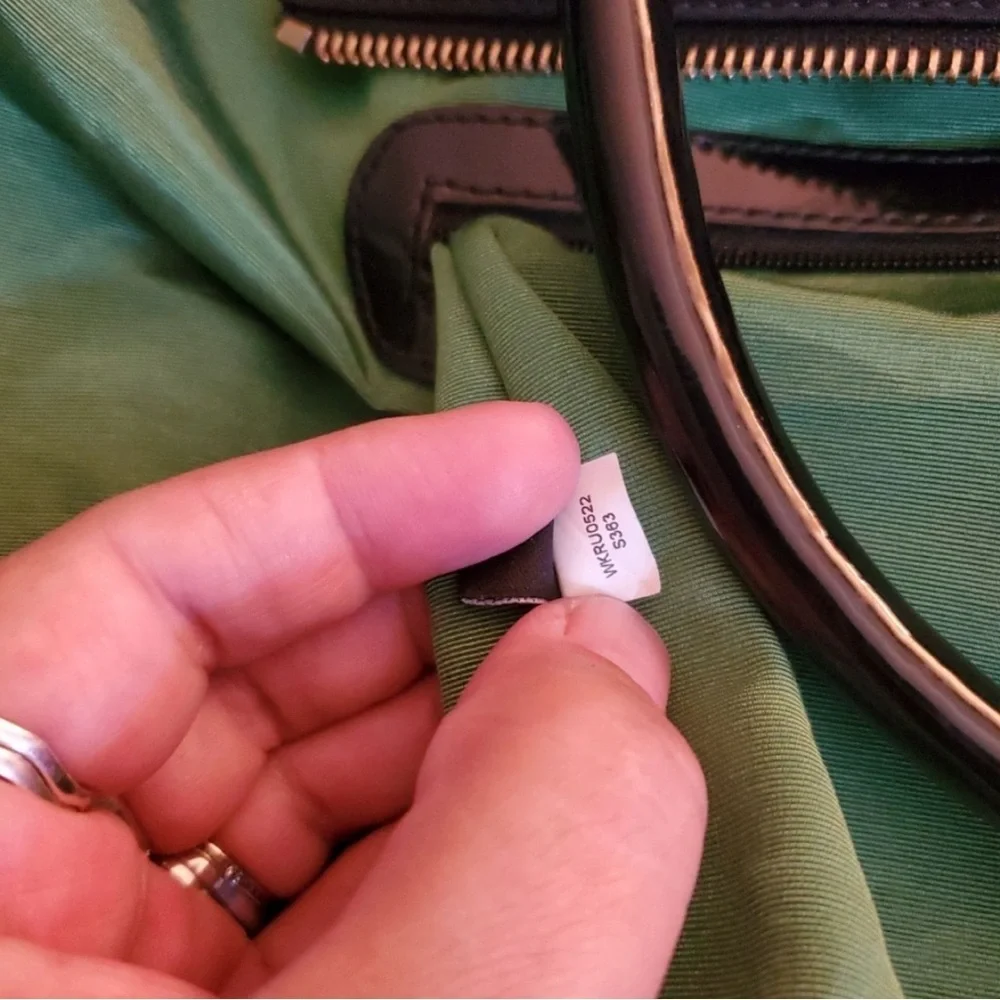 EUC Kate Spade Black Quilted Shoulder Bag